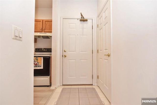 5420 Richmond Road 420, West Milford, NJ 07480