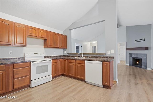 2227 W MOHAWK Lane, Phoenix, AZ 85027