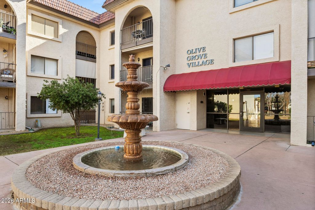 3033 E DEVONSHIRE Avenue 3015, Phoenix, AZ 85016