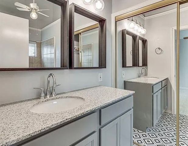 6003 Ivy Glen Drive, Arlington, TX 76017