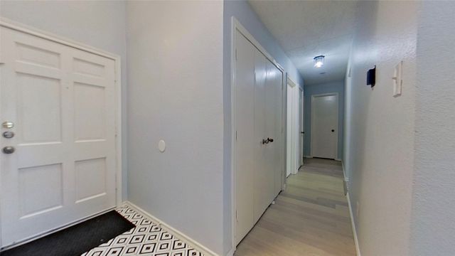 6003 Ivy Glen Drive, Arlington, TX 76017