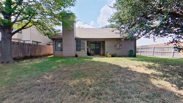 6003 Ivy Glen Drive, Arlington, TX 76017