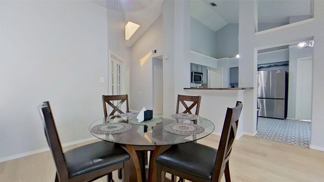 6003 Ivy Glen Drive, Arlington, TX 76017
