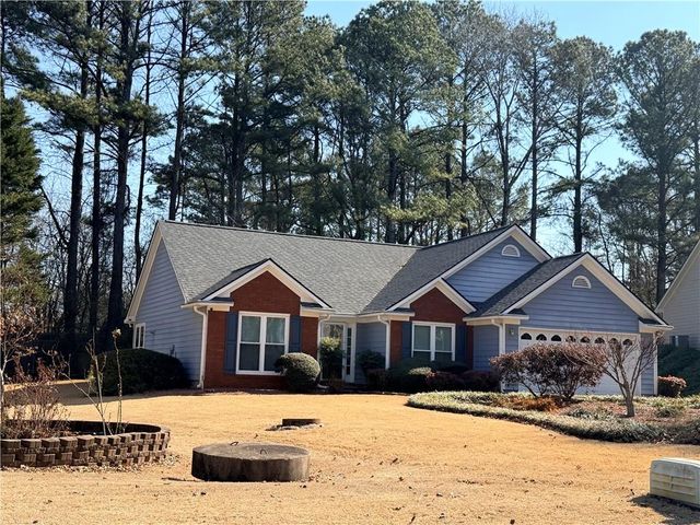 1585 Glen Rose Court, Lawrenceville, GA 30043