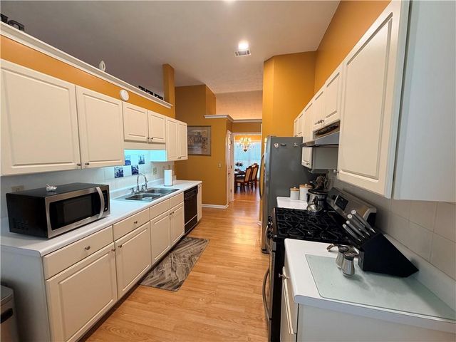 1585 Glen Rose Court, Lawrenceville, GA 30043