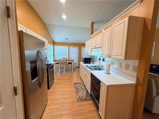 1585 Glen Rose Court, Lawrenceville, GA 30043