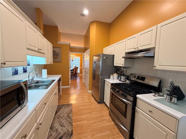 1585 Glen Rose Court, Lawrenceville, GA 30043