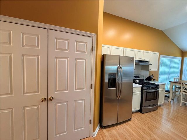 1585 Glen Rose Court, Lawrenceville, GA 30043