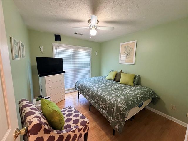 1585 Glen Rose Court, Lawrenceville, GA 30043