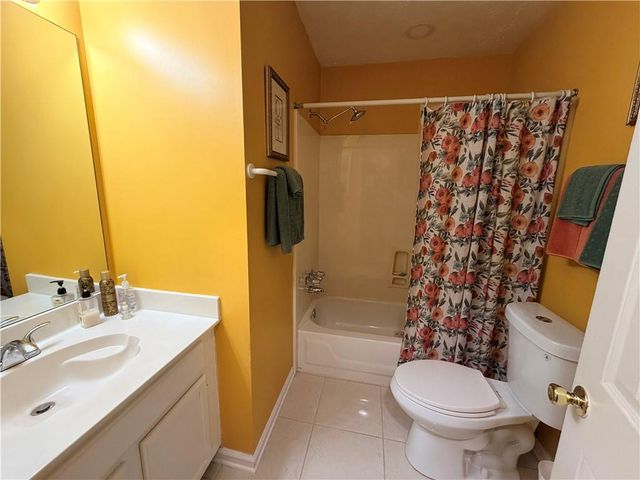 1585 Glen Rose Court, Lawrenceville, GA 30043