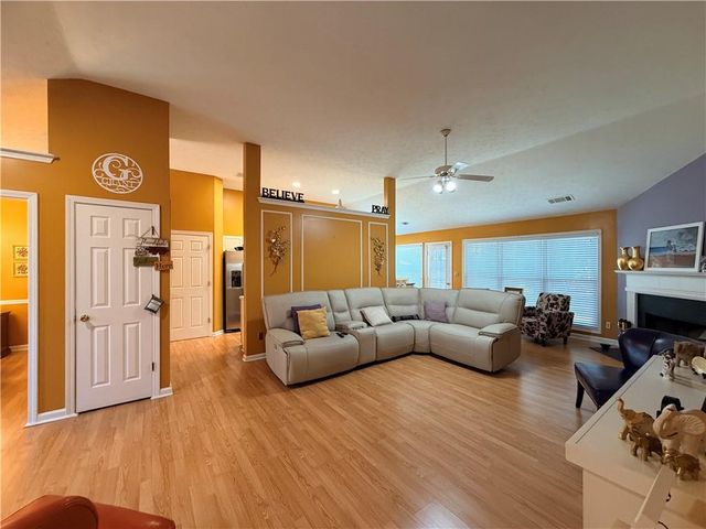 1585 Glen Rose Court, Lawrenceville, GA 30043