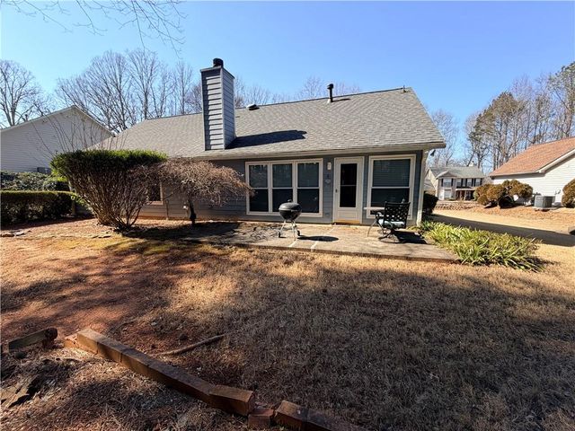 1585 Glen Rose Court, Lawrenceville, GA 30043