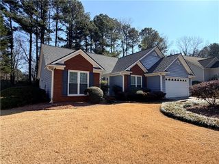 1585 Glen Rose Court, Lawrenceville, GA 30043