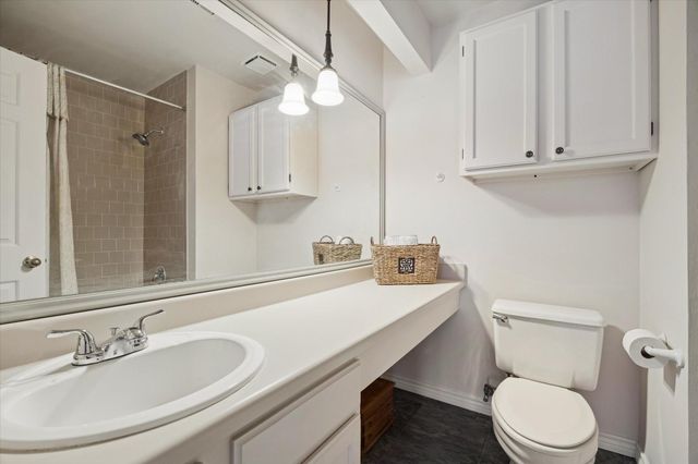 926 Rutland Street, Houston, TX 77008