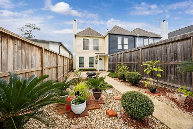 926 Rutland Street, Houston, TX 77008