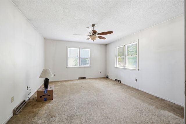 19-21 Wedgewood Cir, Springfield, MA 01129