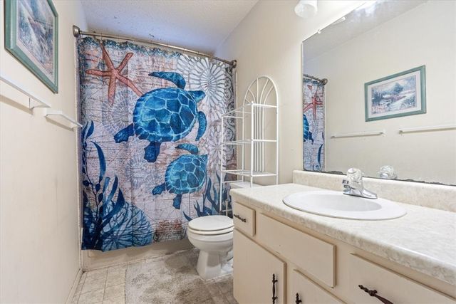 1022 Hummingbird Lane, Siloam Springs, AR 72761