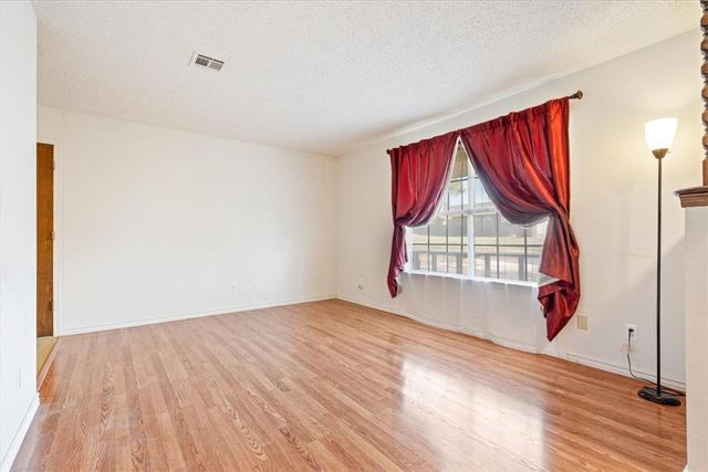 1022 Hummingbird Lane, Siloam Springs, AR 72761