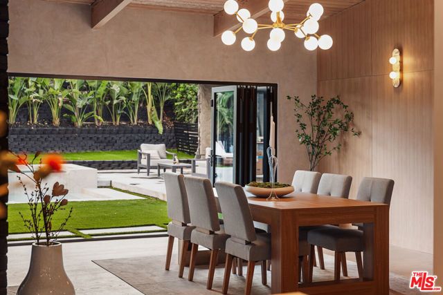 5625 Wilhelmina Avenue, Woodland Hills (los Angeles), CA 91367