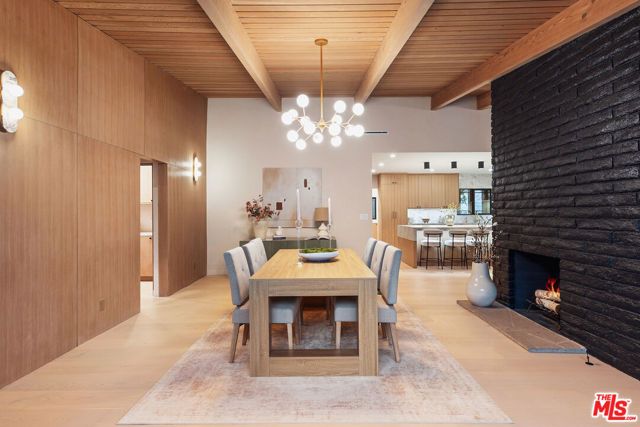 5625 Wilhelmina Avenue, Woodland Hills (los Angeles), CA 91367