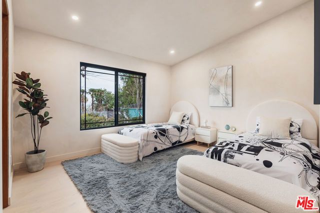 5625 Wilhelmina Avenue, Woodland Hills (los Angeles), CA 91367