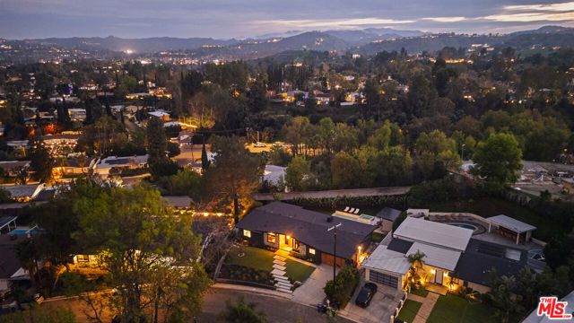 5625 Wilhelmina Avenue, Woodland Hills (los Angeles), CA 91367