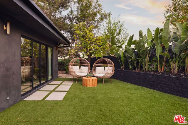 5625 Wilhelmina Avenue, Woodland Hills (los Angeles), CA 91367