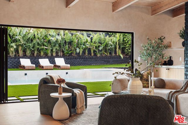 5625 Wilhelmina Avenue, Woodland Hills (los Angeles), CA 91367