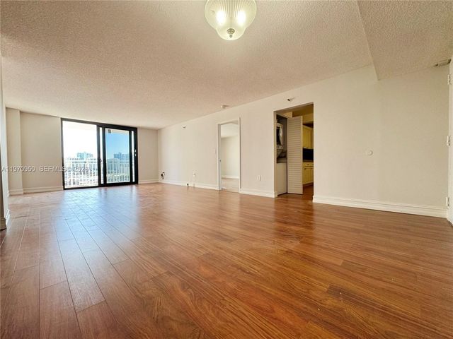 210 174th St 1205, Sunny Isles Beach, FL 33160