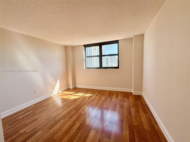 210 174th St 1205, Sunny Isles Beach, FL 33160