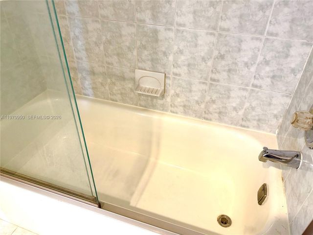 210 174th St 1205, Sunny Isles Beach, FL 33160