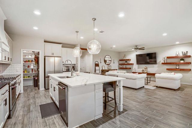 6608 Casiano CV, Round Rock, TX 78665