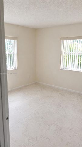 8260 SW 210th St 309, Cutler Bay, FL 33189