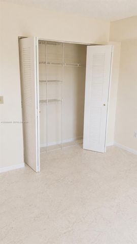 8260 SW 210th St 309, Cutler Bay, FL 33189