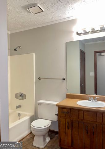 977 Leeward Lane, Jonesboro, GA 30238