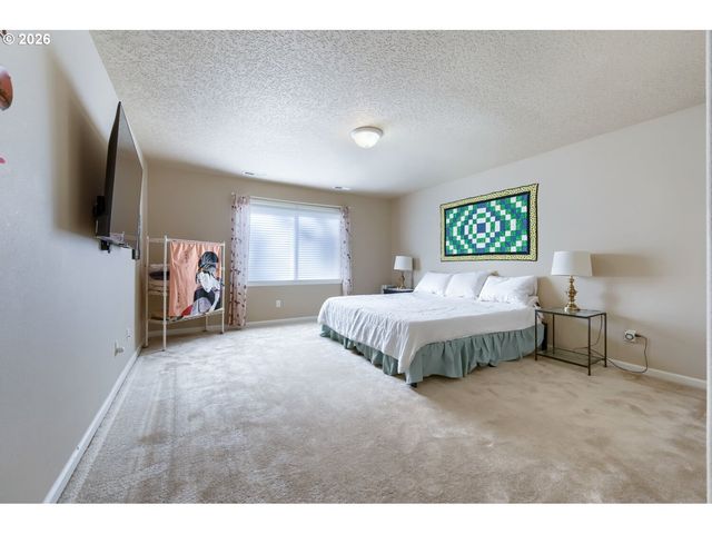 11598 Se AERIE CRESCENT Rd, Happy Valley, OR 97086