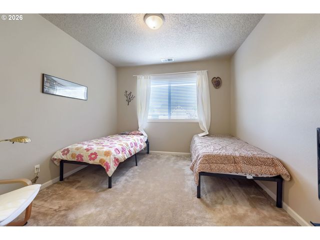 11598 Se AERIE CRESCENT Rd, Happy Valley, OR 97086