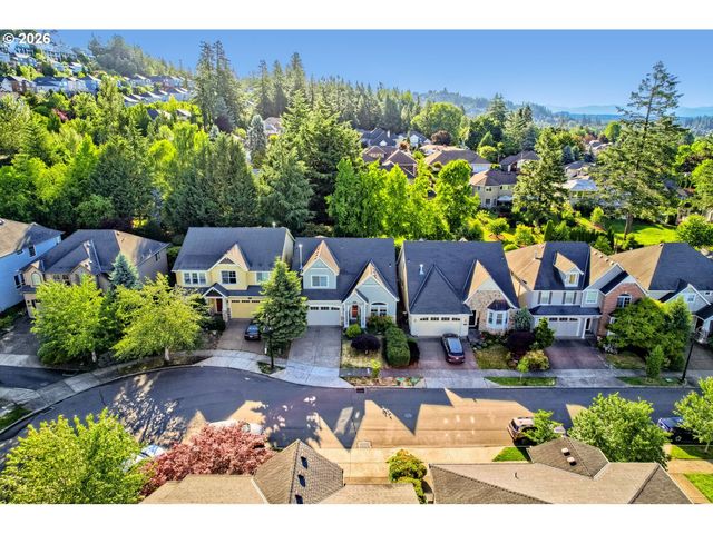 11598 Se AERIE CRESCENT Rd, Happy Valley, OR 97086