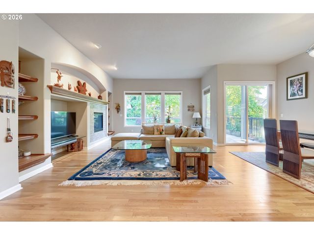 11598 Se AERIE CRESCENT Rd, Happy Valley, OR 97086