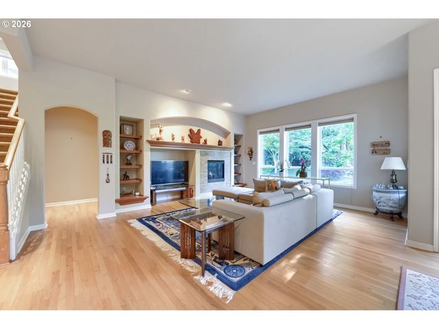 11598 Se AERIE CRESCENT Rd, Happy Valley, OR 97086