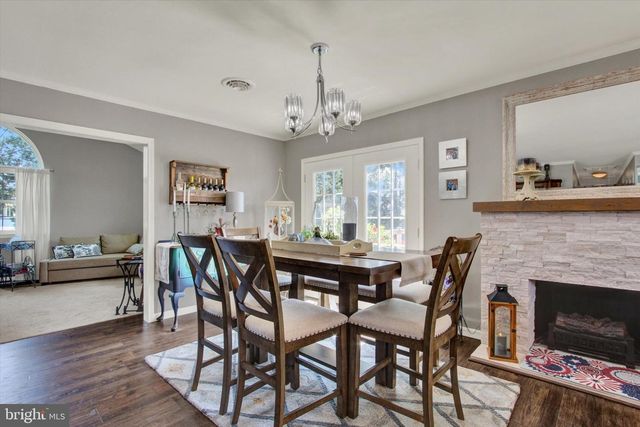 667 GRANT DR, Gettysburg, PA 17325