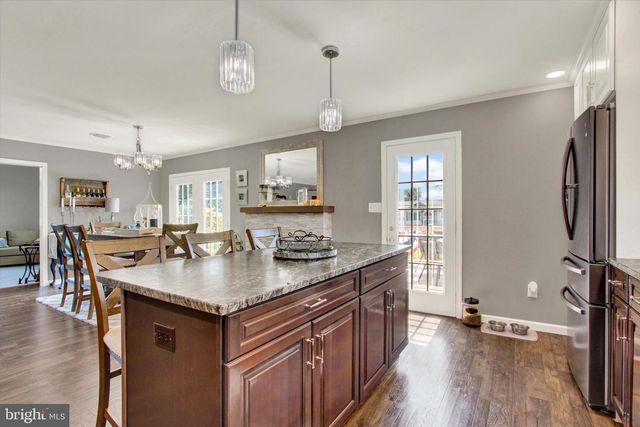 667 GRANT DR, Gettysburg, PA 17325