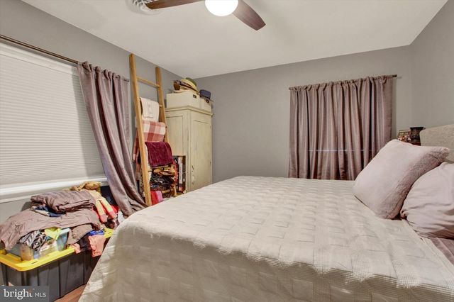 667 GRANT DR, Gettysburg, PA 17325