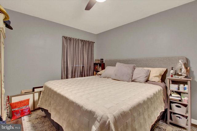 667 GRANT DR, Gettysburg, PA 17325