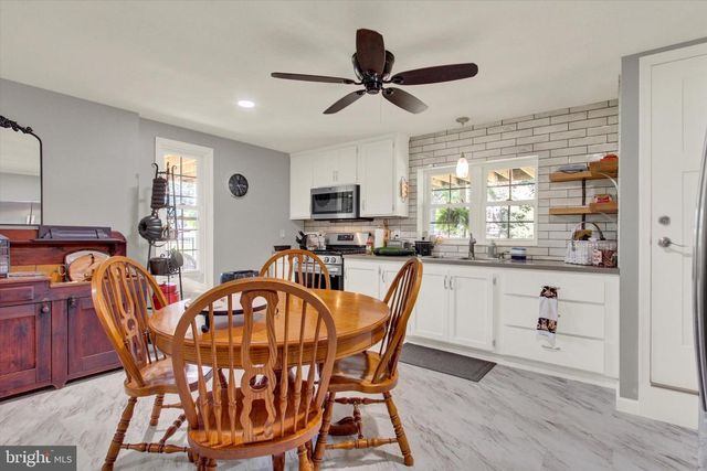 667 GRANT DR, Gettysburg, PA 17325