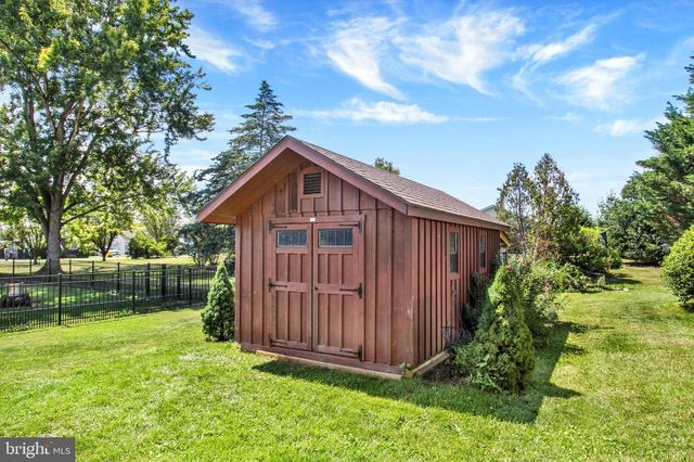 667 GRANT DR, Gettysburg, PA 17325