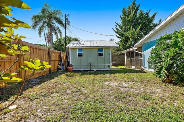 11296 90TH AVENUE, Seminole, FL 33772