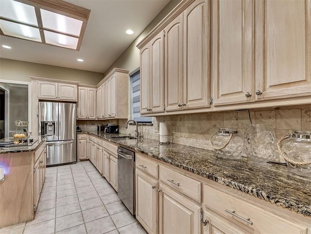 11408 Rosehaven Drive, Oklahoma City, OK 73162