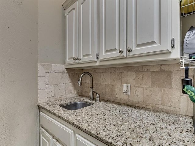 11408 Rosehaven Drive, Oklahoma City, OK 73162