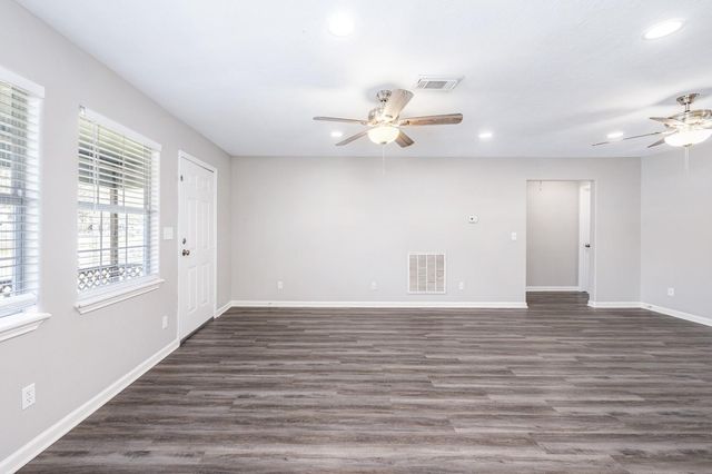 17354 Western Hill Drive, Conroe, TX 77302